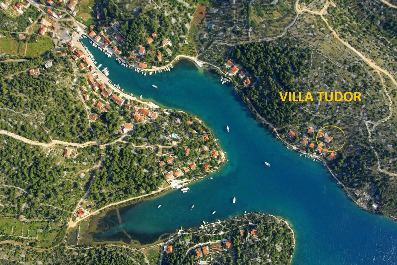 Vila Tudor Bobovisca 外观 照片